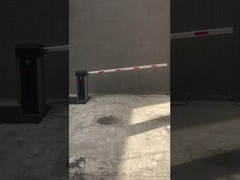 IP54 Barrera motorizada de empuje con una distancia máxima de control remoto de ≤ 30 m